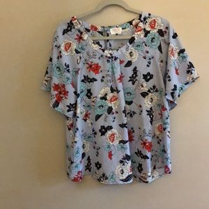 Floral and striped 3/4 length top